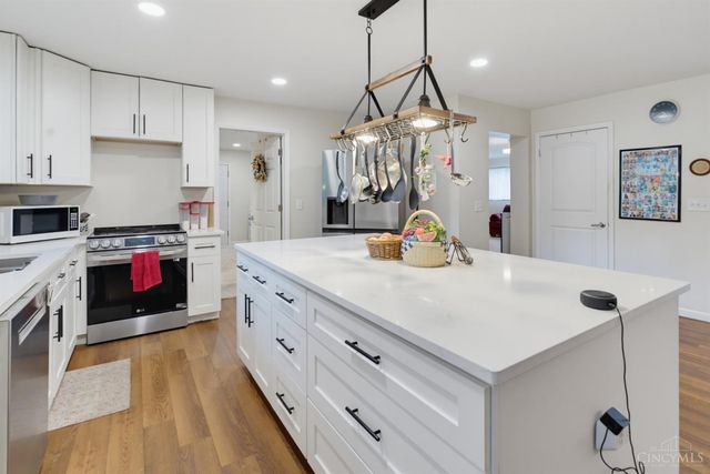 3575 Sorrento Drive, Amberley, OH 45236