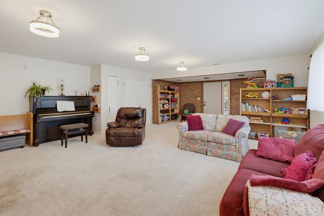3575 Sorrento Drive, Amberley, OH 45236