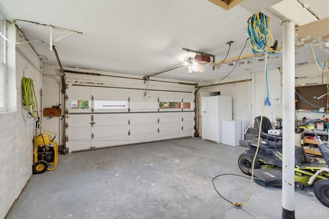 3575 Sorrento Drive, Amberley, OH 45236