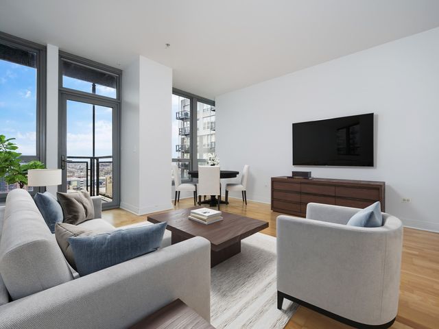 565 W Quincy Street 1417, Chicago, IL 60661