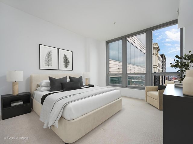 565 W Quincy Street 1417, Chicago, IL 60661
