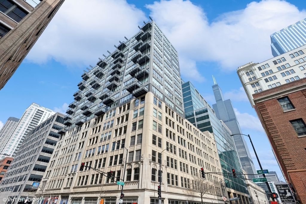 565 W Quincy Street 1417, Chicago, IL 60661