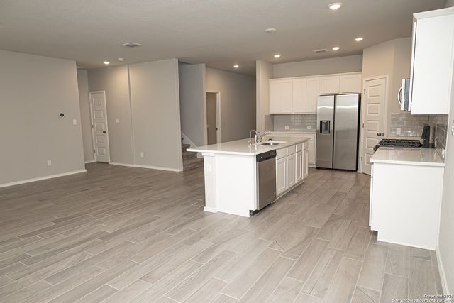 7414 Daniel Krug, San Antonio, TX 78253