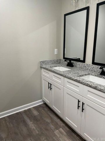 5736 Morgan Drive, Jonesboro, AR 72405