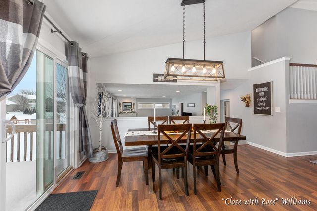 8531 Twin Lakes Drive, Jenison, MI 49428