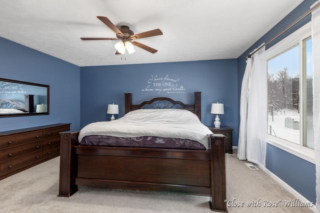 8531 Twin Lakes Drive, Jenison, MI 49428