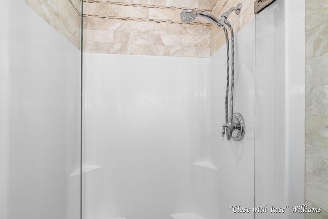 8531 Twin Lakes Drive, Jenison, MI 49428