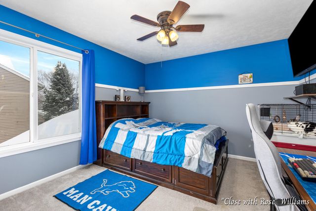 8531 Twin Lakes Drive, Jenison, MI 49428