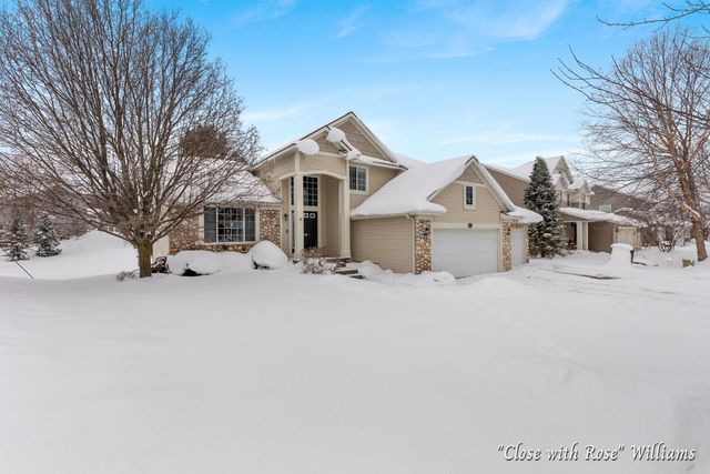 8531 Twin Lakes Drive, Jenison, MI 49428