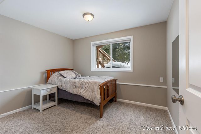 8531 Twin Lakes Drive, Jenison, MI 49428