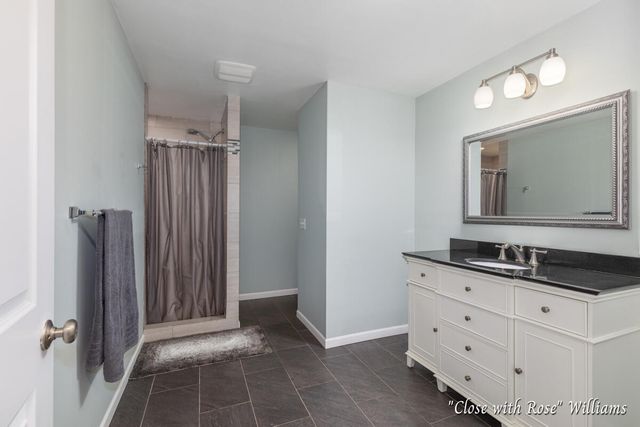 8531 Twin Lakes Drive, Jenison, MI 49428