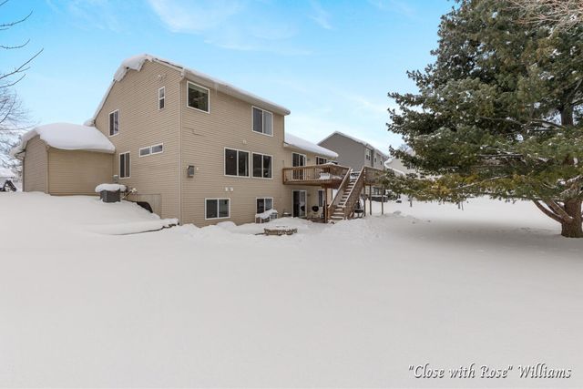 8531 Twin Lakes Drive, Jenison, MI 49428