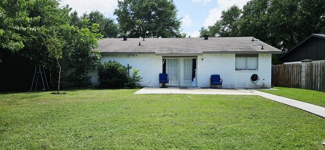 1529 Meridian Way, Garland, TX 75040