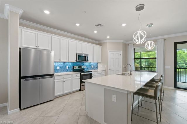 11884 Arboretum Run DR 201, Fort Myers, FL 33913