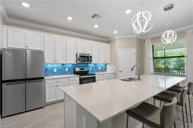 11884 Arboretum Run DR 201, Fort Myers, FL 33913