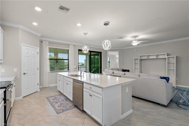 11884 Arboretum Run DR 201, Fort Myers, FL 33913