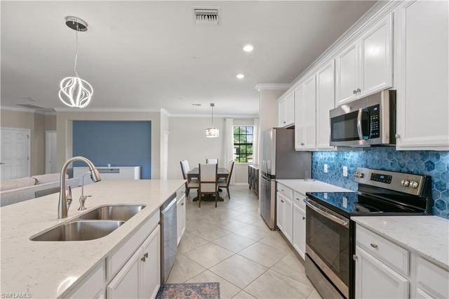 11884 Arboretum Run DR 201, Fort Myers, FL 33913