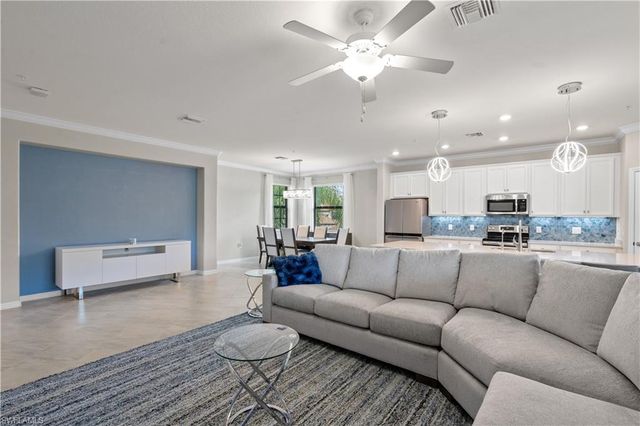 11884 Arboretum Run DR 201, Fort Myers, FL 33913