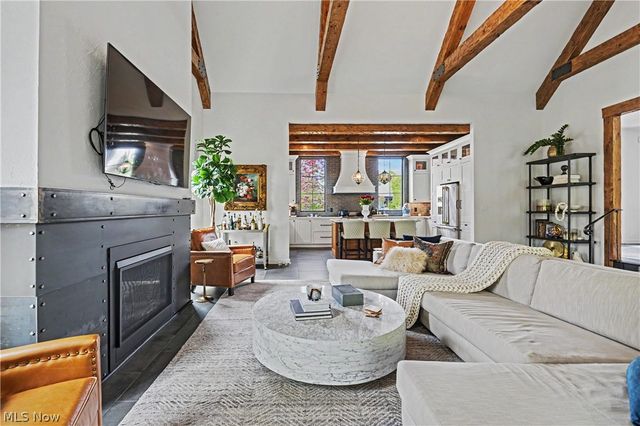 90 Lancaster Court, Moreland Hills, OH 44022