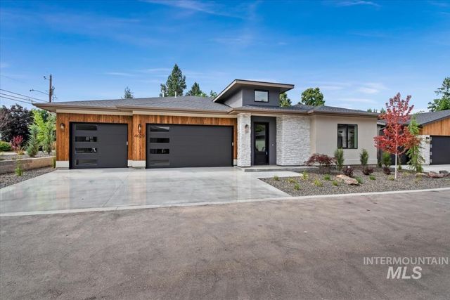 4629 N Collister Dr, Boise, ID 83703