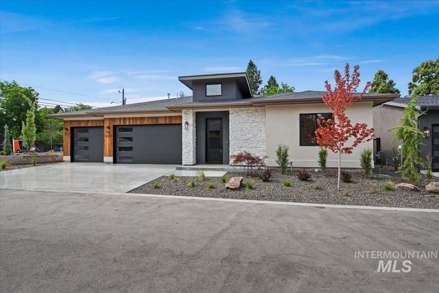 4629 N Collister Dr, Boise, ID 83703