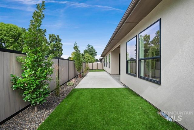 4629 N Collister Dr, Boise, ID 83703
