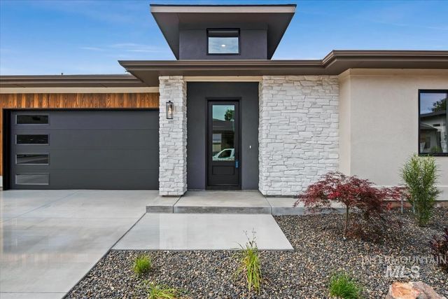 4629 N Collister Dr, Boise, ID 83703