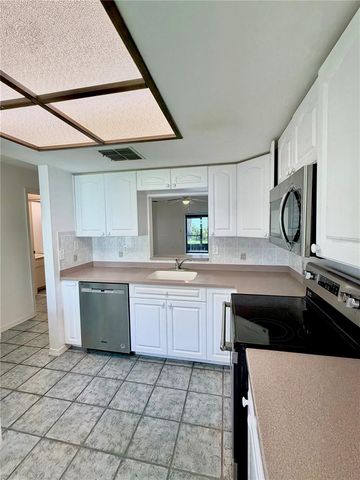7632 BAYHILL COURT, New Port Richey, FL 34654