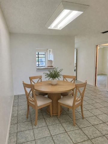 7632 BAYHILL COURT, New Port Richey, FL 34654