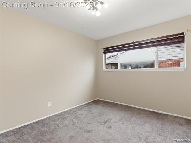 2674 Littletell Avenue, West Bloomfield, MI 48324