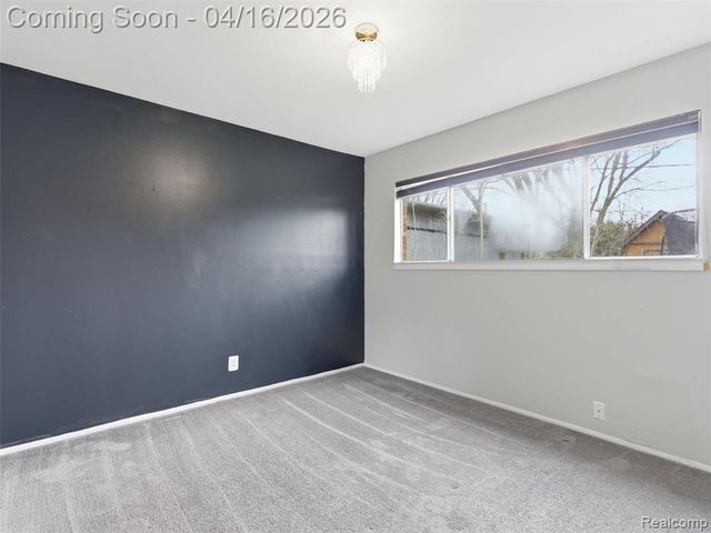 2674 Littletell Avenue, West Bloomfield, MI 48324