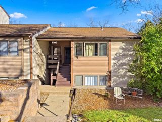 6300 N Allen Rd Unit 10, Peoria, IL 61614