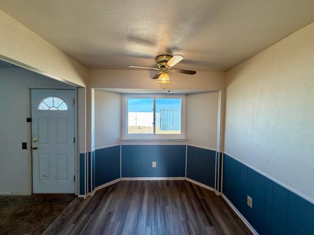 1420 W 26th Street, Plainview, TX 79072