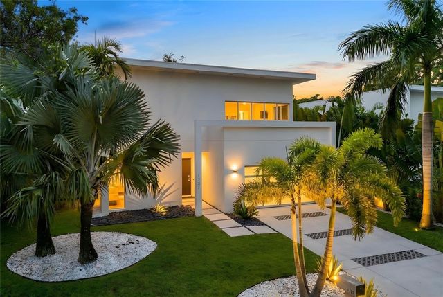 1732 SHORELAND DRIVE, Sarasota, FL 34239
