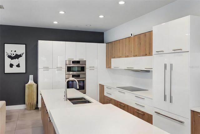 1732 SHORELAND DRIVE, Sarasota, FL 34239