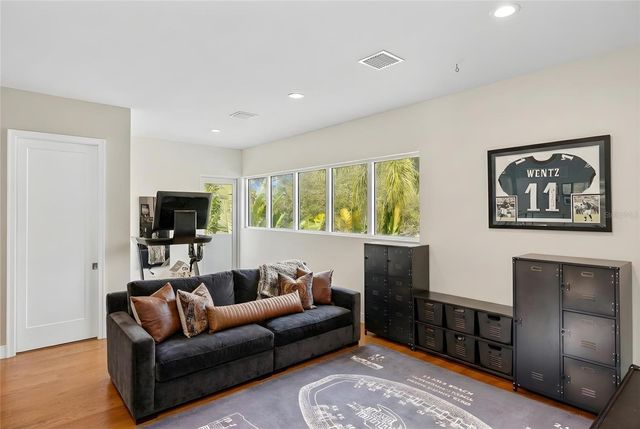 1732 SHORELAND DRIVE, Sarasota, FL 34239