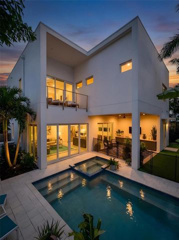 1732 SHORELAND DRIVE, Sarasota, FL 34239