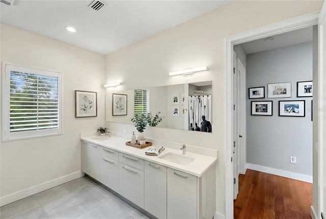 1732 SHORELAND DRIVE, Sarasota, FL 34239