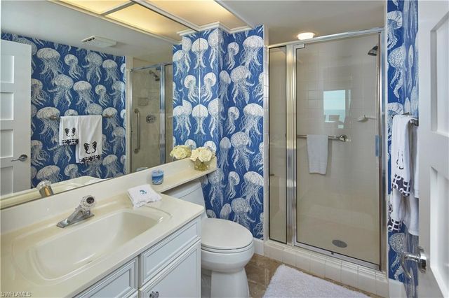 4651 Gulf Shore BLVD N # 901, Naples, FL 34103