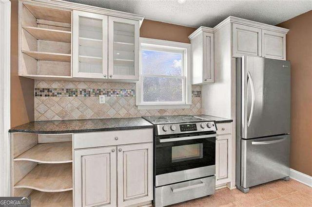 2640 Apple Valley Road NE, Brookhaven, GA 30319