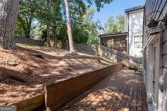 2640 Apple Valley Road NE, Brookhaven, GA 30319