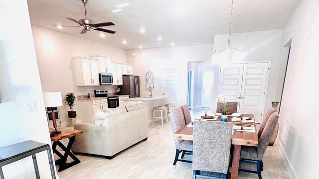 8615 Giovanni Avenue, Fort Pierce, FL 34951