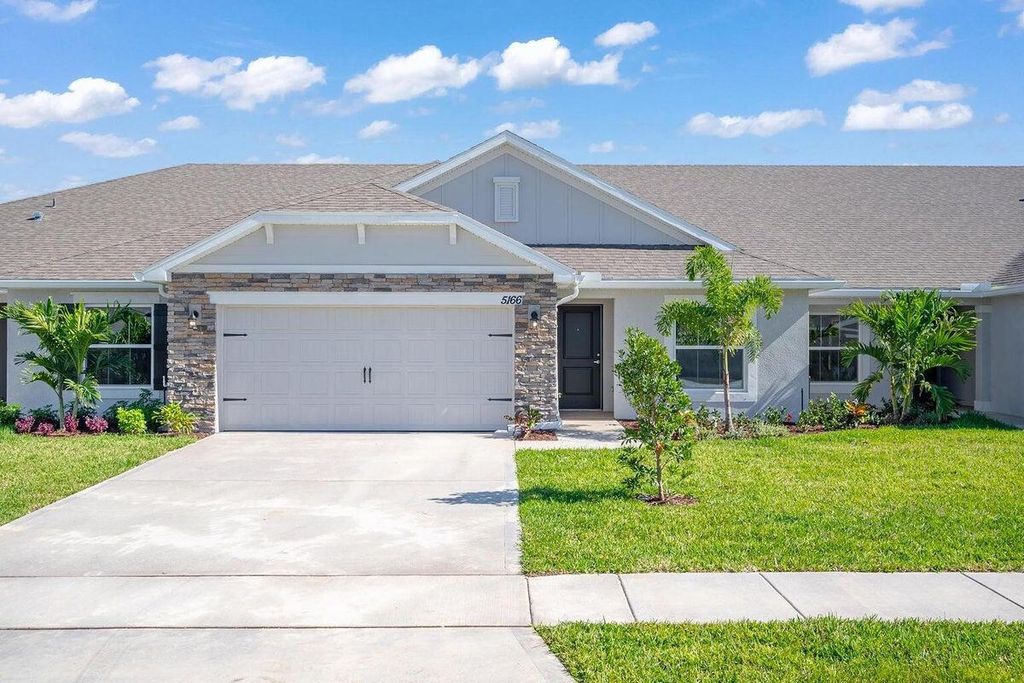 8615 Giovanni Avenue, Fort Pierce, FL 34951