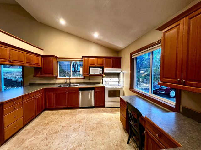 1113 2nd Avenue, Howard Lake, MN 55349