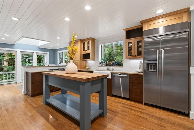 3140 Wild Dunes Path, Stevensville, MI 49127