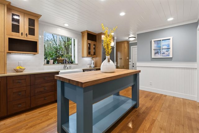 3140 Wild Dunes Path, Stevensville, MI 49127