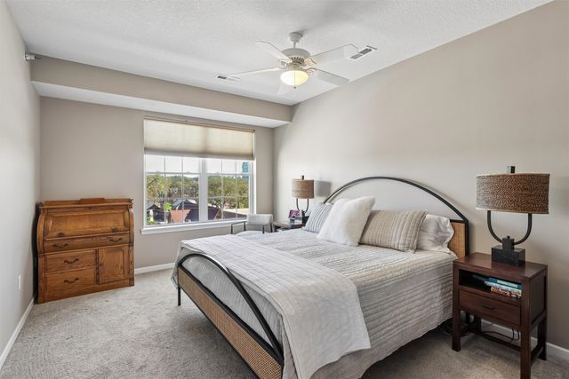 3031 Grand Avenue 212, Des Moines, IA 50312