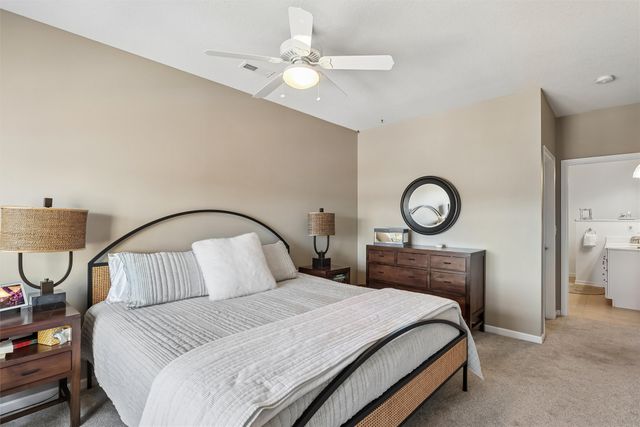 3031 Grand Avenue 212, Des Moines, IA 50312