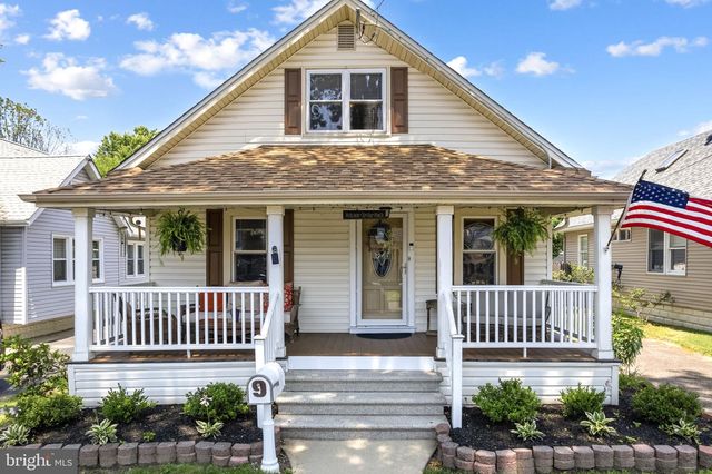 9 MOORE AVE, Barrington, NJ 08007