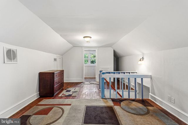 9 MOORE AVE, Barrington, NJ 08007